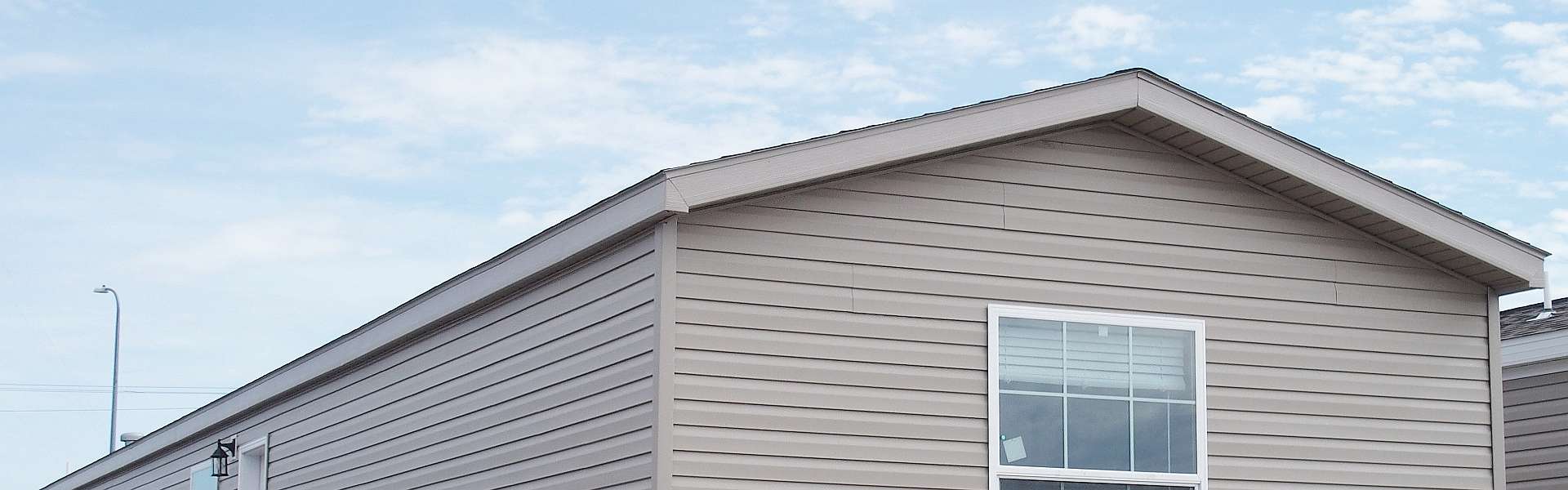 Click to show or hide the buttons